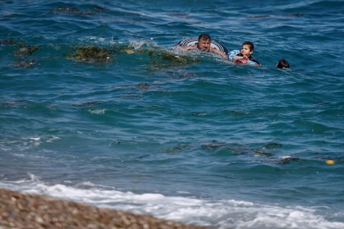 Dünyaca Ünlü Konyaaltı Sahilinde Yoğunluk