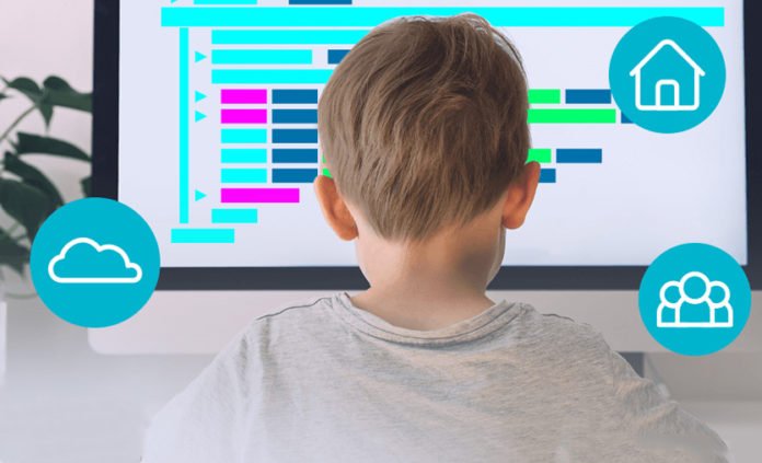 Minik Eller Kod Yazıyor Projesi Ücretsiz Online Eğitimlere Başlıyor