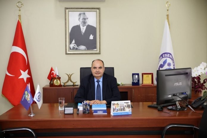 Prof. Dr. Apak: Uzak Gelecek Virüs Etkisiyle ‘Şu An’ Oldu