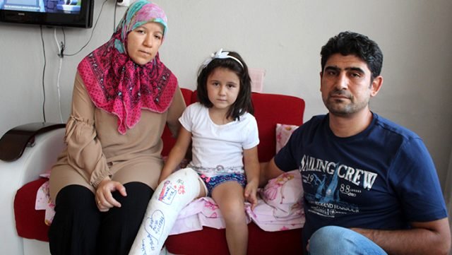 6 Yaşındaki Kızının Kurtulduğuna Sevinen Baba, İşten Çıkarıldığını Öğrenince Yıkıldı