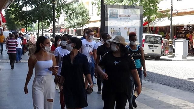 En Çok Vakaya Sahip 5 İlden Biri Olan Diyarbakır'da 11 Milyon TL'lik Koronavirüs Cezası Kesildi