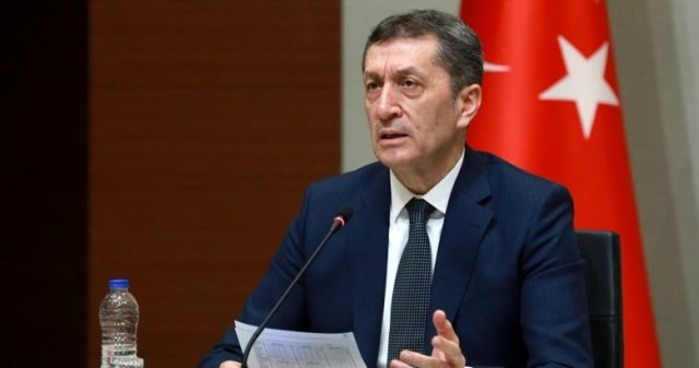 Milli Eğitim Bakanı Ziya Selçuk: 'Okullar Açılmasın' Demek Maskesiz Sokağa Çıkmak Kadar Basit
