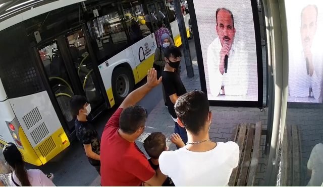 Türkiye'de Bir İlk: Konya'da Duraklarda Koronavirüse Canlı Takipli Önlem