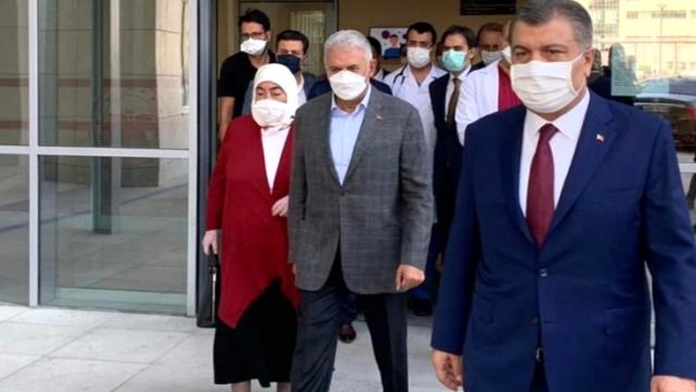 Koronaya Yakalanan Binali Yıldırım ve Eşinin İlaç Tedavileri Tamamlandı