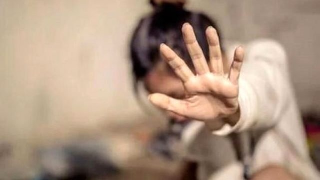 Mide Bulandıran Olay! Genç Kadına Çocuklarının Gözü Önünde Tecavüz Ettiler