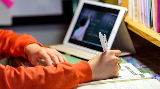 Online Eğitim İçin Ebeveynlere 15 Öneri