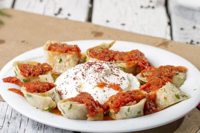 Zahmeti Az, Lezzeti Çok: Beyti Sarma Tarifi