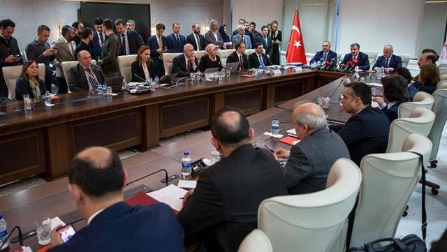Kademeli Normalleşme Öncesi Kritik Koronavirüs Bilim Kurulu Toplantısı Başladı