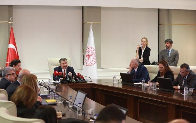Bilim Kurulu Sonrası Bakan Koca'dan Kısıtlamalarla İlgili Esneme Sinyali: Kriterlerin Belirlenmesi İçin Çalışıyoruz
