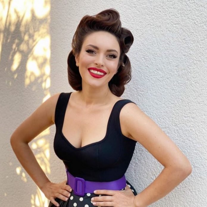 Ezgi Mola’nın Doğru ve Sağlıklı Beslenme ile Değişimi