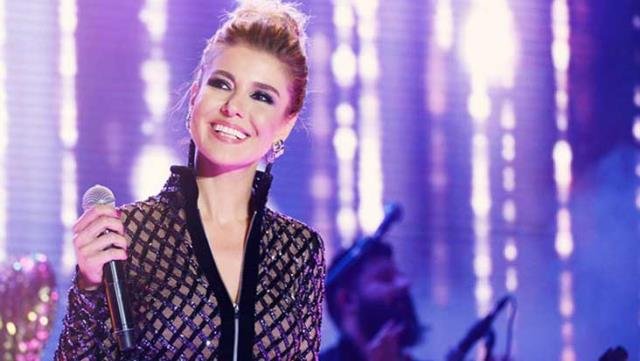 Gülben Ergen, 'Bana Unutmayın ki Hiçbir Şey Olmaz' Sözünü Satışa Çıkardı