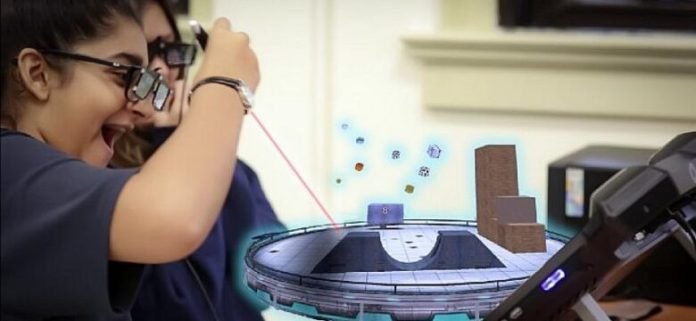 Yeni Uzaktan Eğitim 'Aileler Evlerine Sanal Gerçeklik Odası Kuruyor'