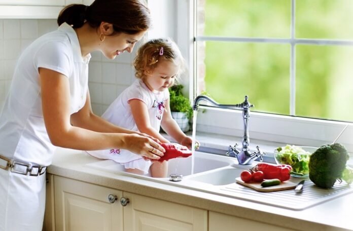 musluktan akan suya dikkat