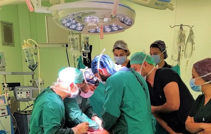 YDU_Hastanesi__HIPEC_operasyonu