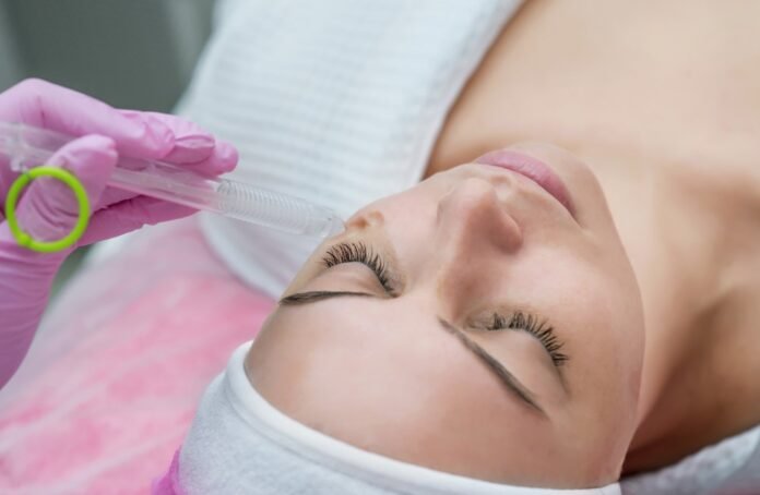 CİLDİNİ CANLANDIRMAK İSTEYENLER İÇİN BİREBİR: JETPEEL PRO