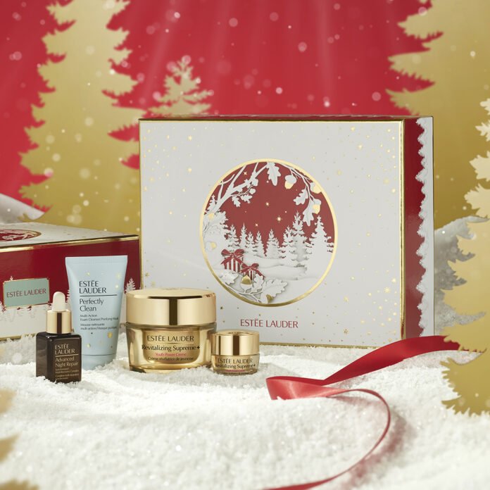 Estée Lauder sezonun en sevilen hediye setlerinden oluşan yeni yıl koleksiyonları