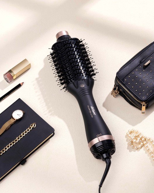 YILBAŞI GECESİ SAÇINIZIN IŞILTISIYLA GÖZ KAMAŞTIRIN